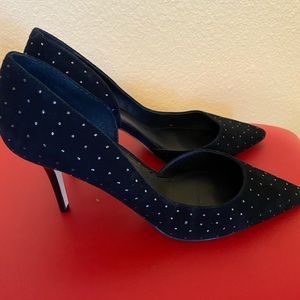 WHBM BLACK ELEGANT PUMPS